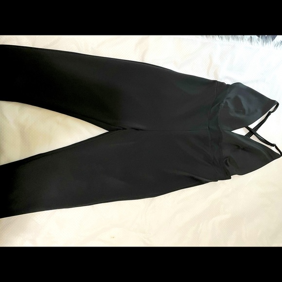 Open back jumpsuit - Picture 1 of 3